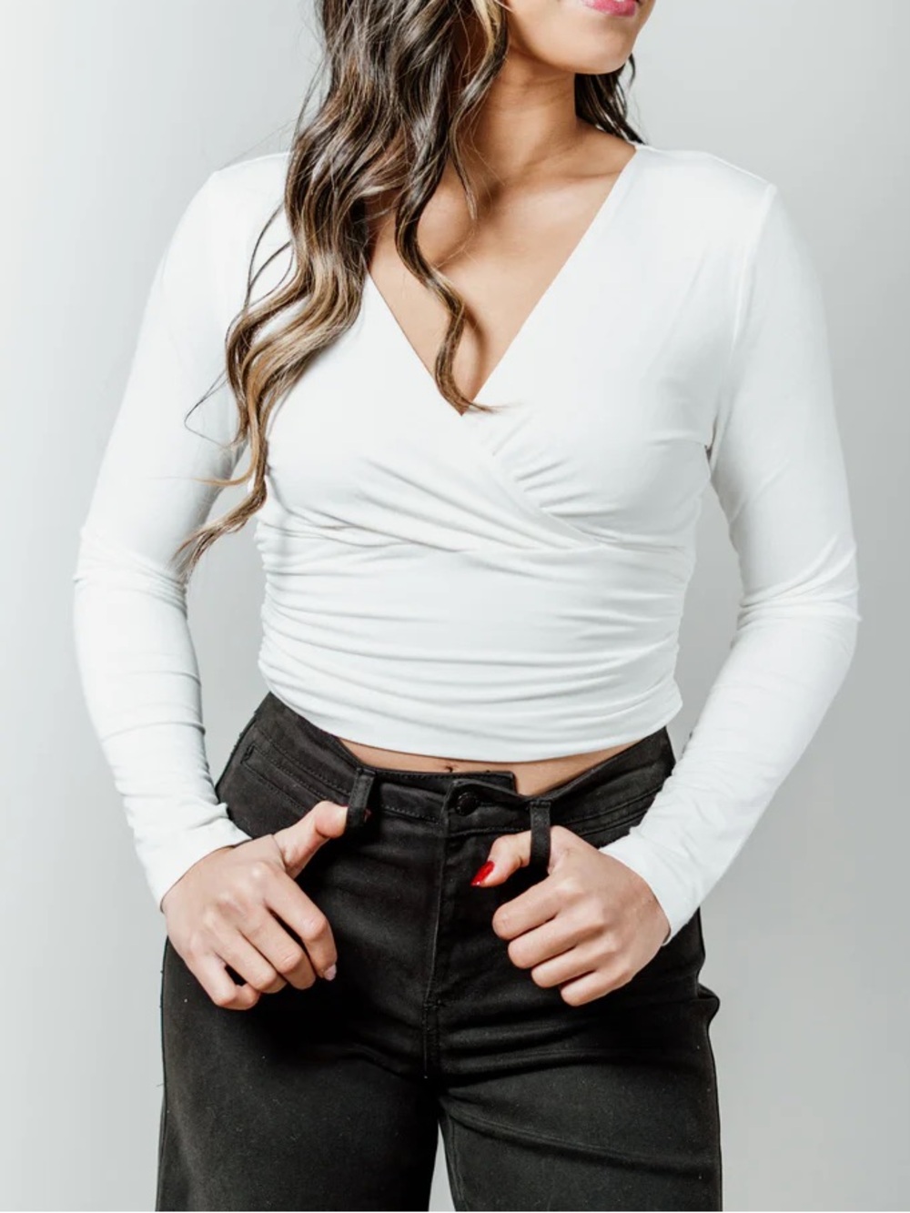 Moa Moa White Surplice V-Neck Long Sleeve Crop Top - XS